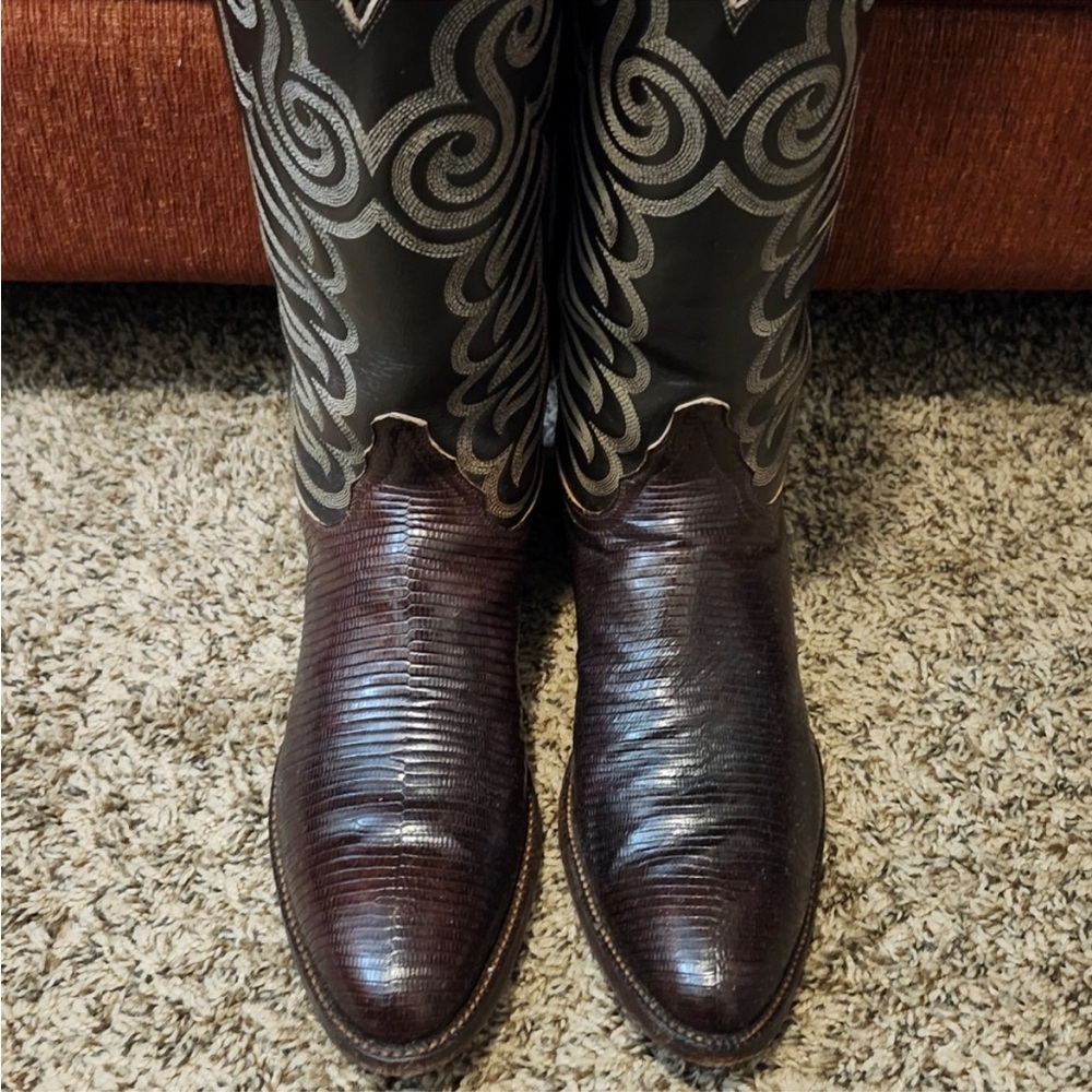 Tony Lama Cowboy Boots Brown and Black Leather